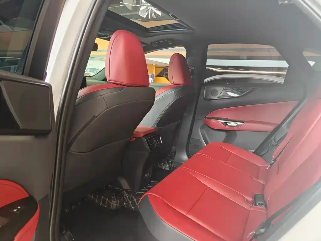 Lexus NX 2025 из CN, фото 6