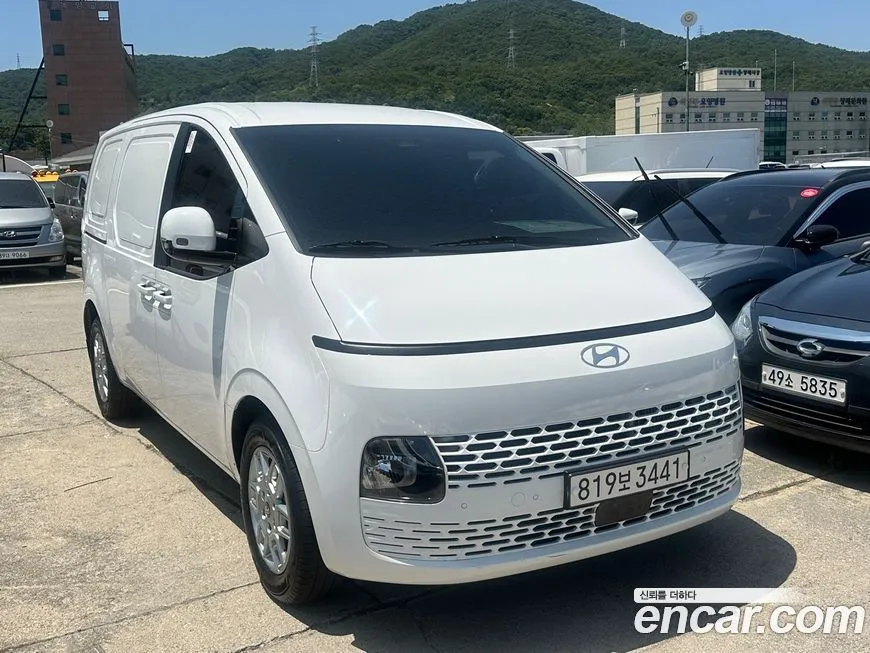 Hyundai Staria 2025 из KR, фото 3