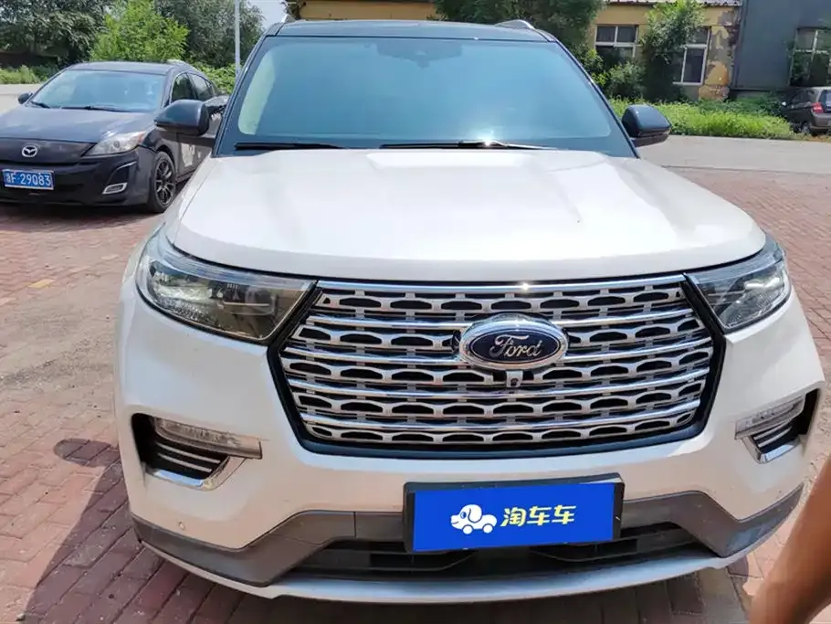 Ford Explorer 2022 из CN, фото 2