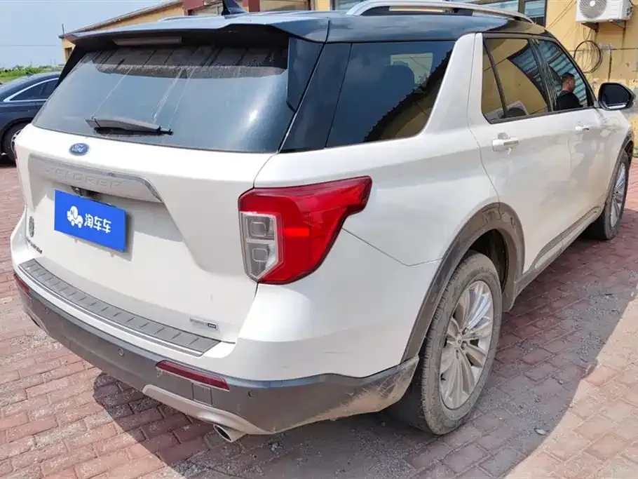 Ford Explorer 2022 из CN, фото 3