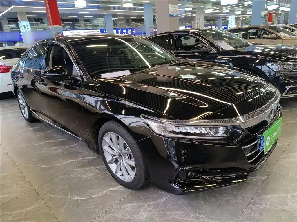 Honda Accord — фото 4