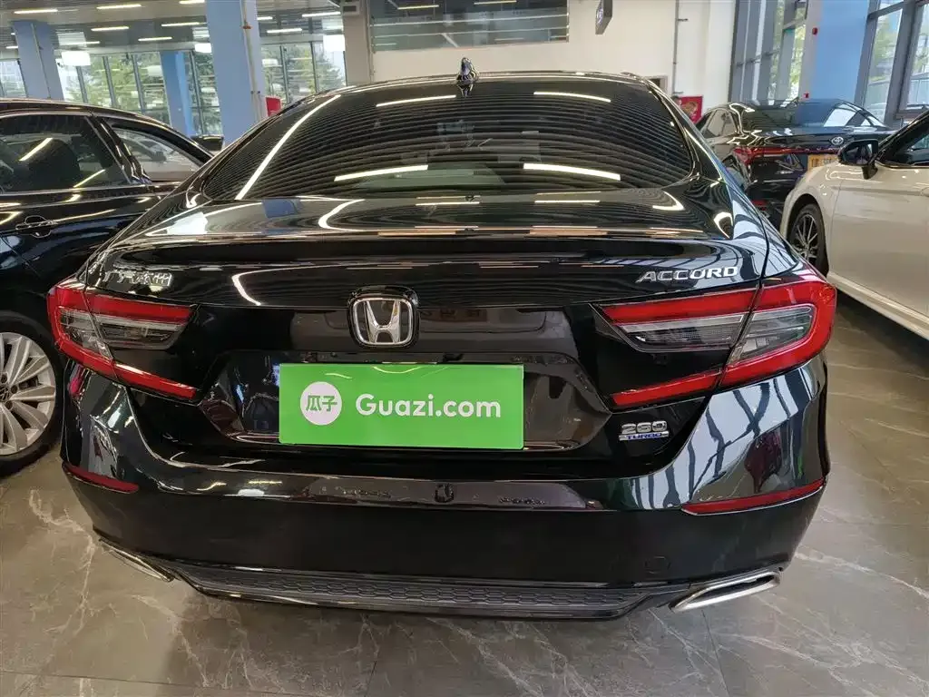 Honda Accord — фото 6