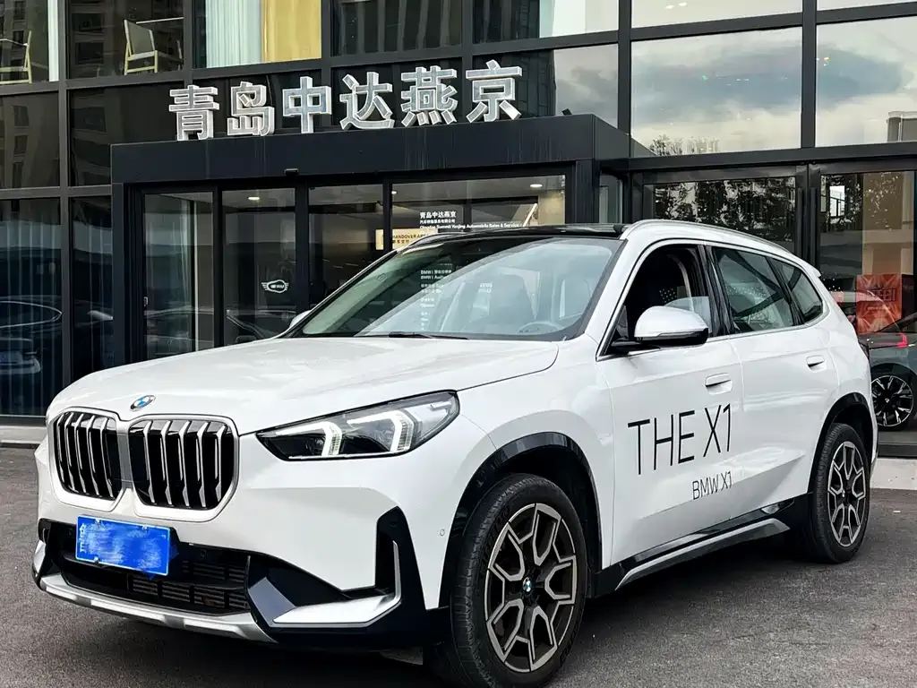 BMW X1 — фото 1