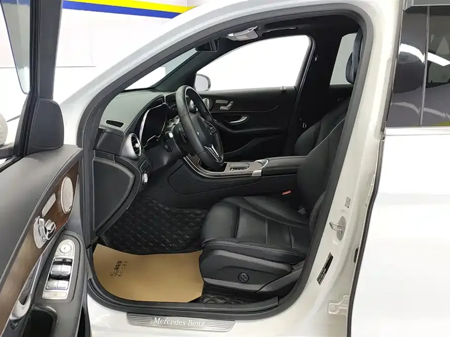 Mercedes-Benz GLC 2021 из CN, фото 9