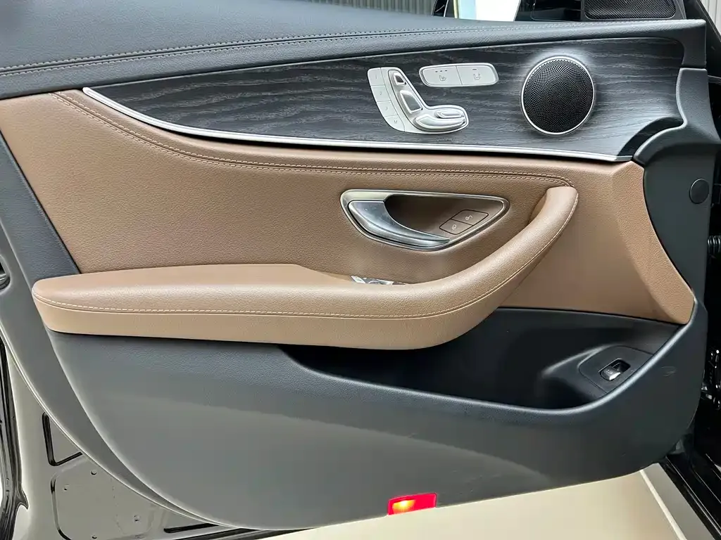 Mercedes-Benz E-Class 2021 из CN, фото 7
