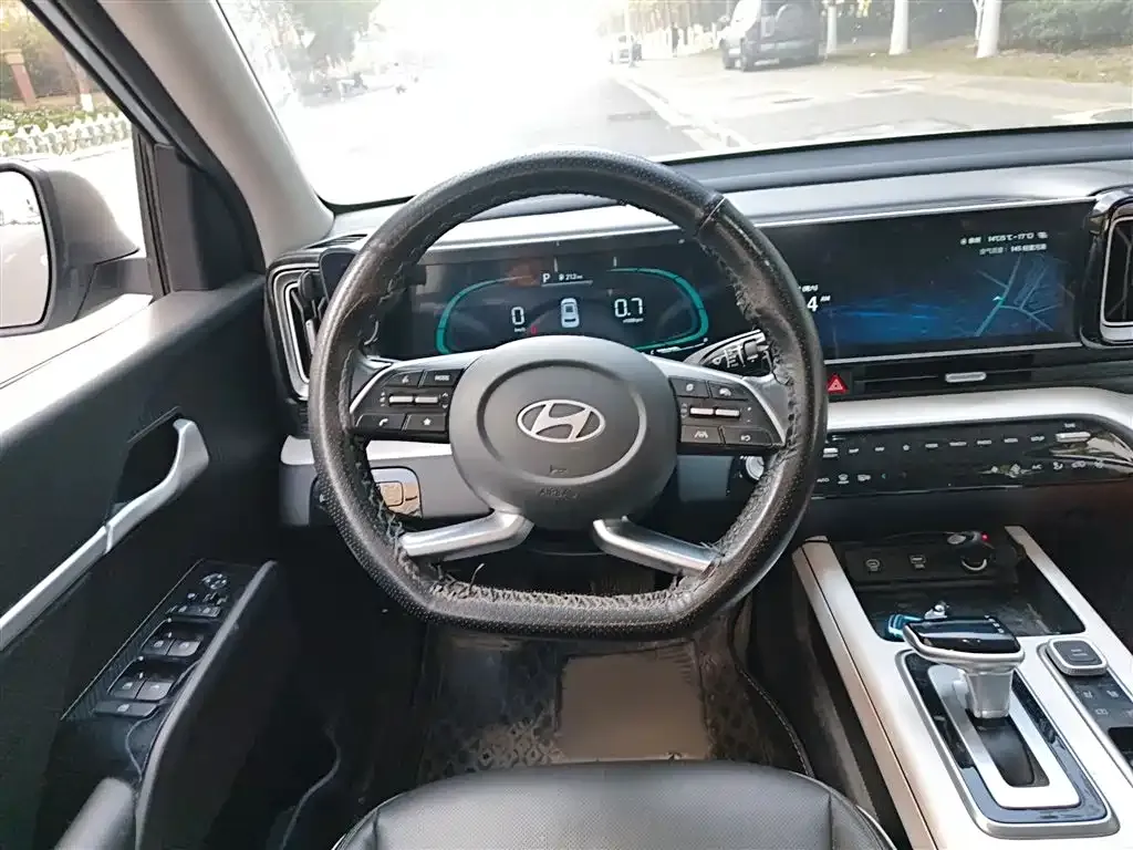 Hyundai ix35 2023 из CN, фото 3