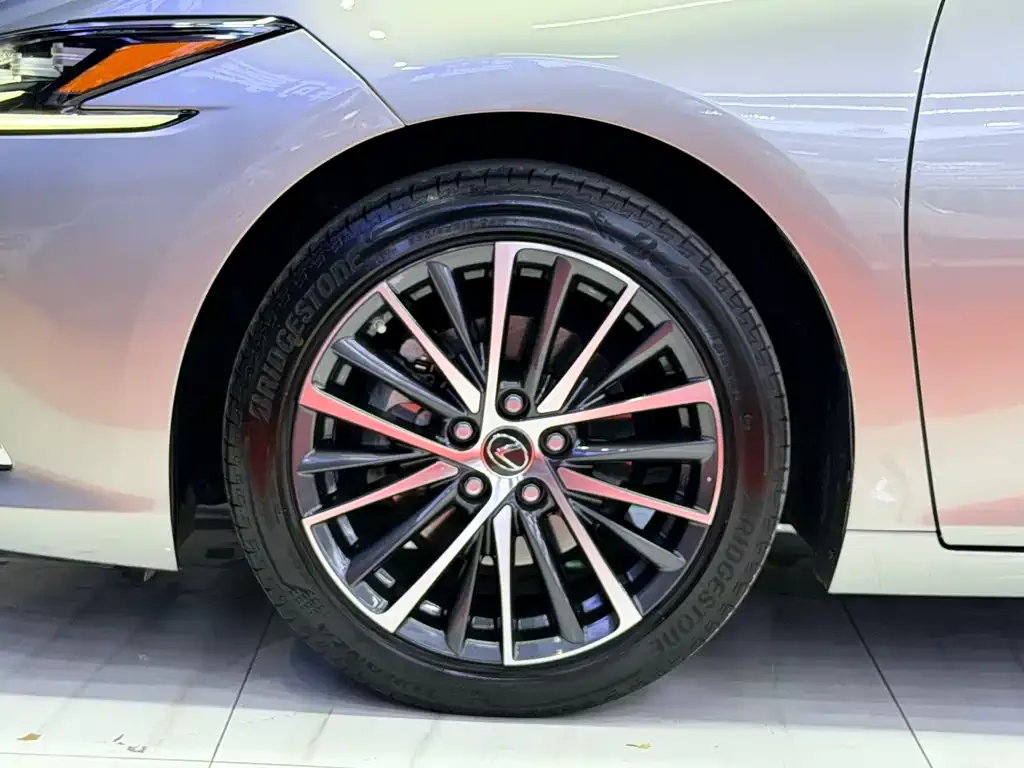 Lexus ES 2023 из CN, фото 5