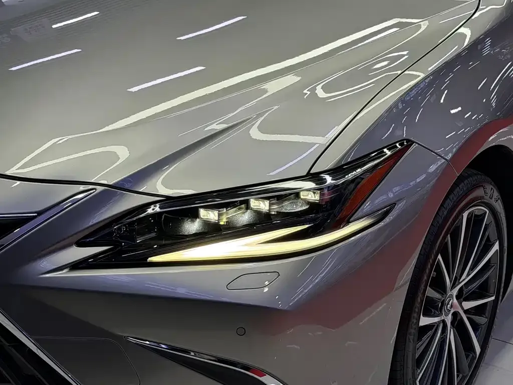 Lexus ES 2023 из CN, фото 6