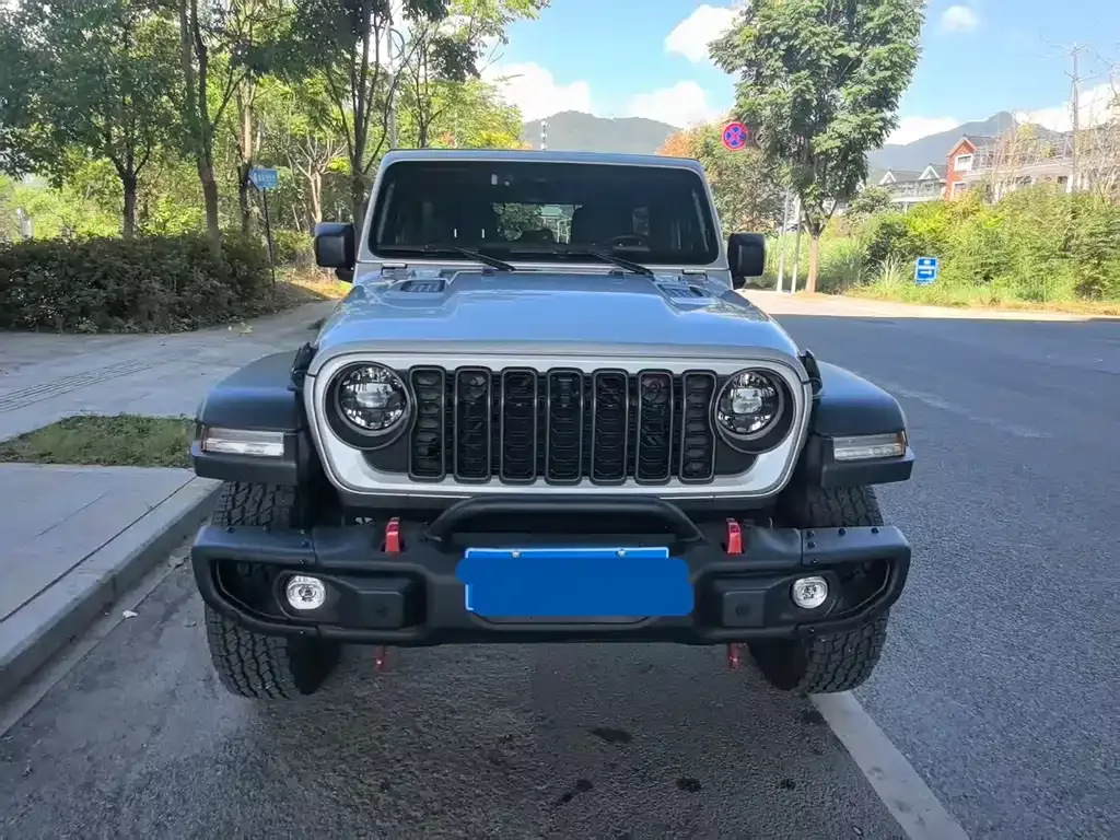 Jeep Wrangler 2025 из CN, фото 2