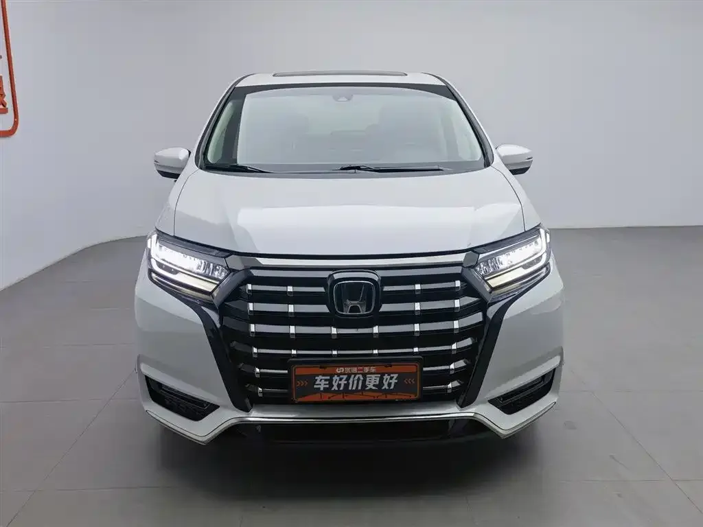 Honda Elysion 2023 из CN, фото 3