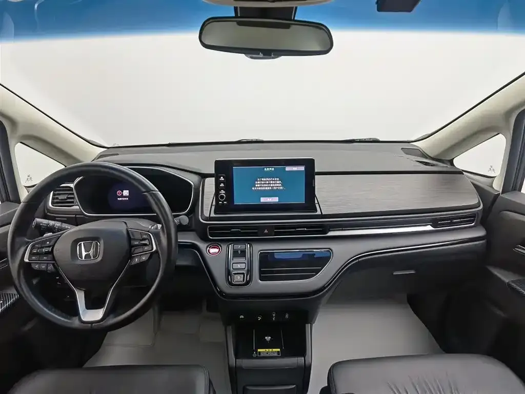 Honda Elysion 2023 из CN, фото 5