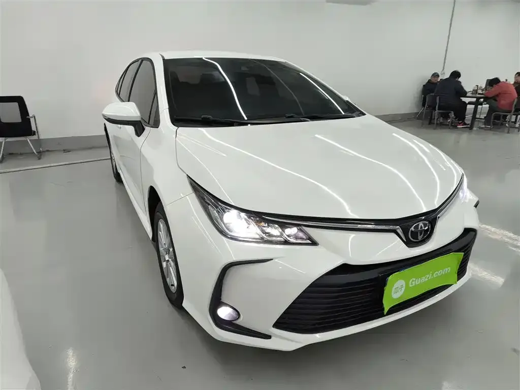 Toyota Corolla 2023 из CN, фото 4