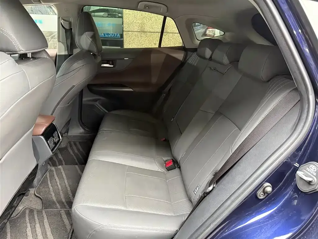 Toyota Harrier 2022 из CN, фото 9