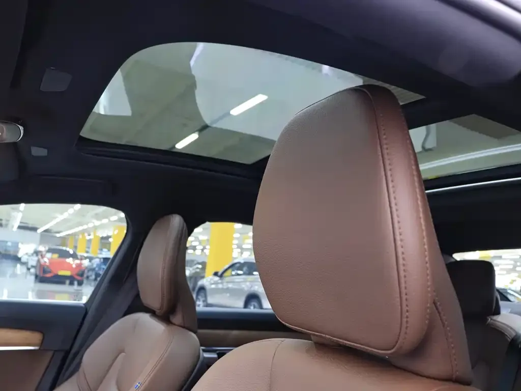 Volvo S90 2024 из CN, фото 9