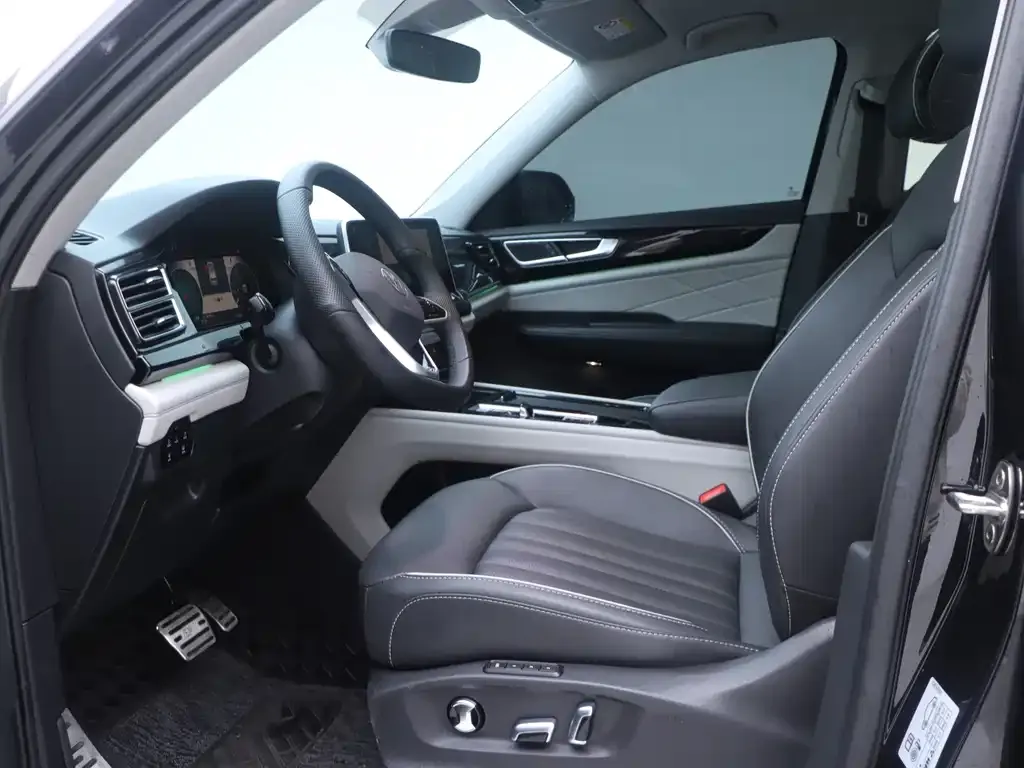 Volkswagen Teramont 2023 из CN, фото 7