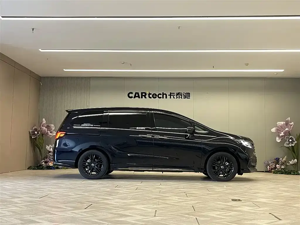 Honda Odyssey 2024 из CN, фото 4