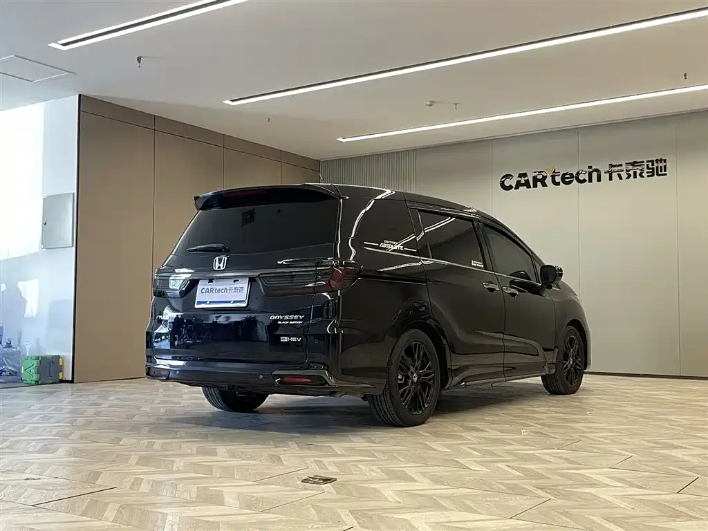 Honda Odyssey 2024 из CN, фото 5
