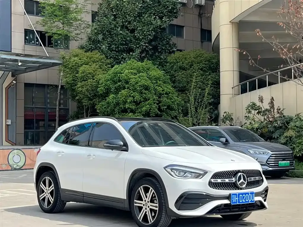 Mercedes-Benz GLA — фото 3