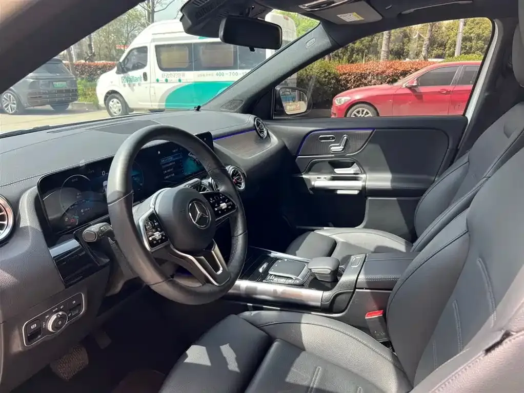 Mercedes-Benz GLA — фото 4