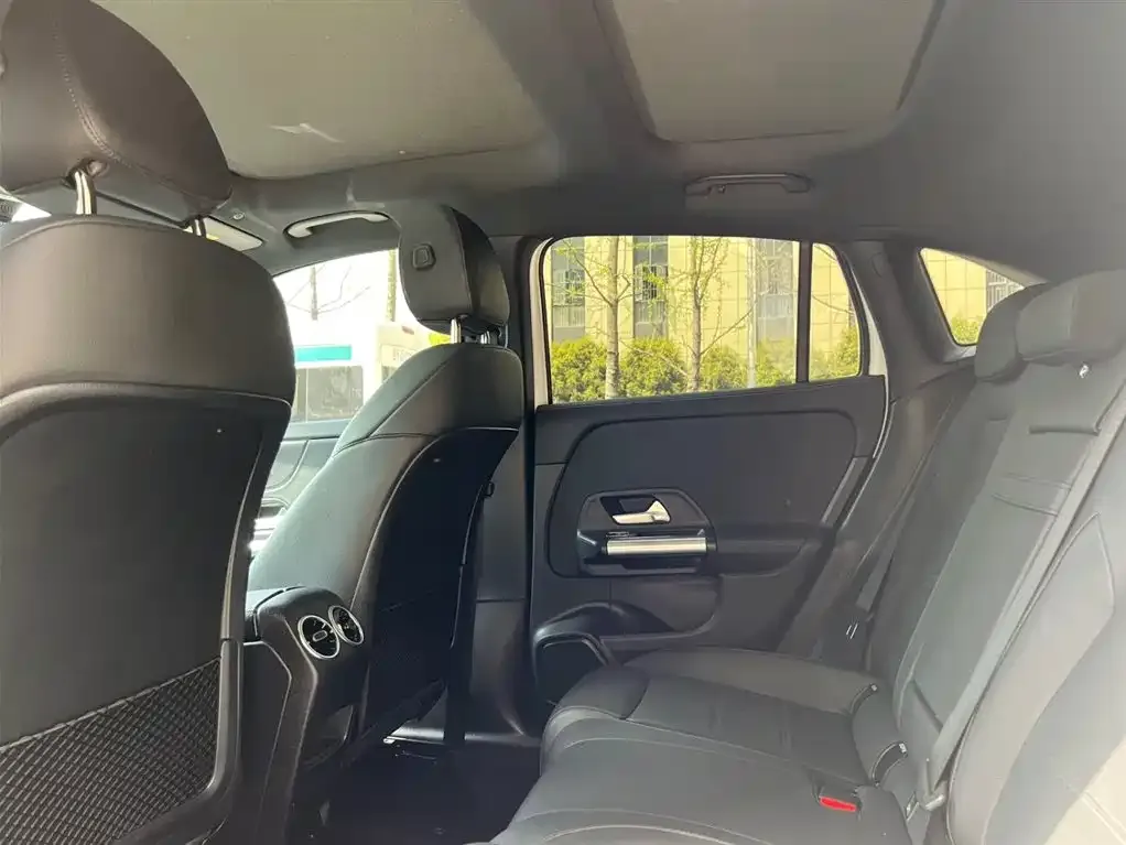 Mercedes-Benz GLA — фото 5
