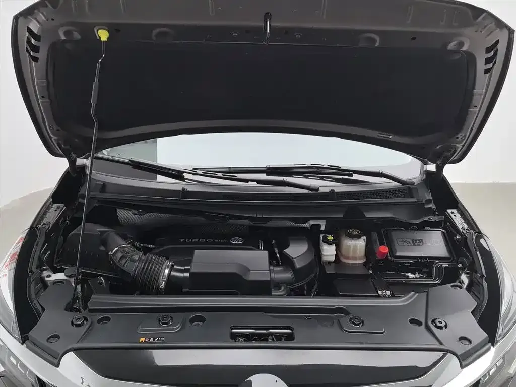 Buick GL8 2024 из CN, фото 6