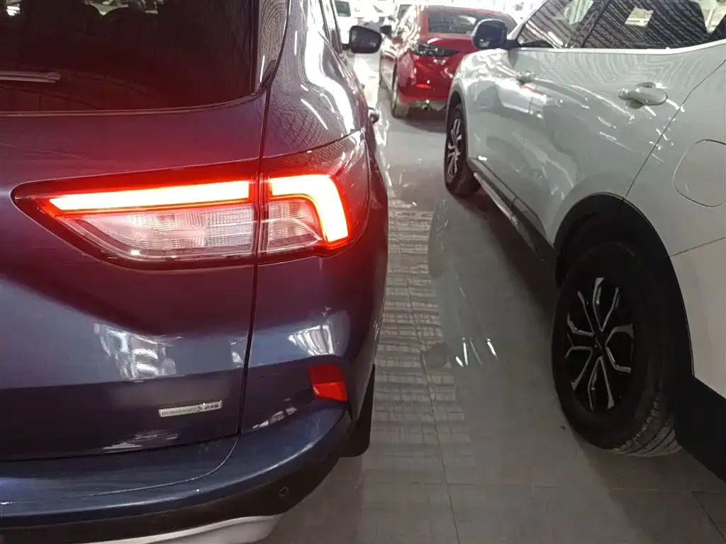 Ford Escape 2021 из CN, фото 8
