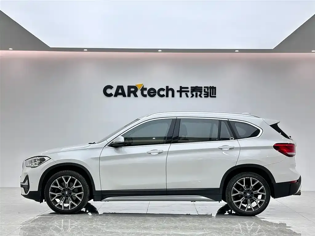 BMW X1 2021 из CN, фото 2
