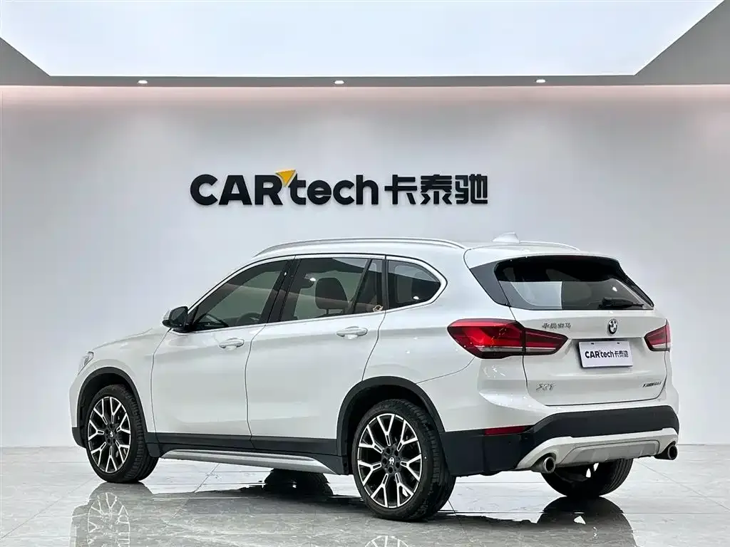 BMW X1 2021 из CN, фото 3