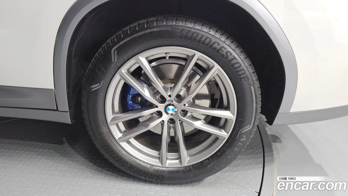 BMW X4 2021 из KR, фото 5