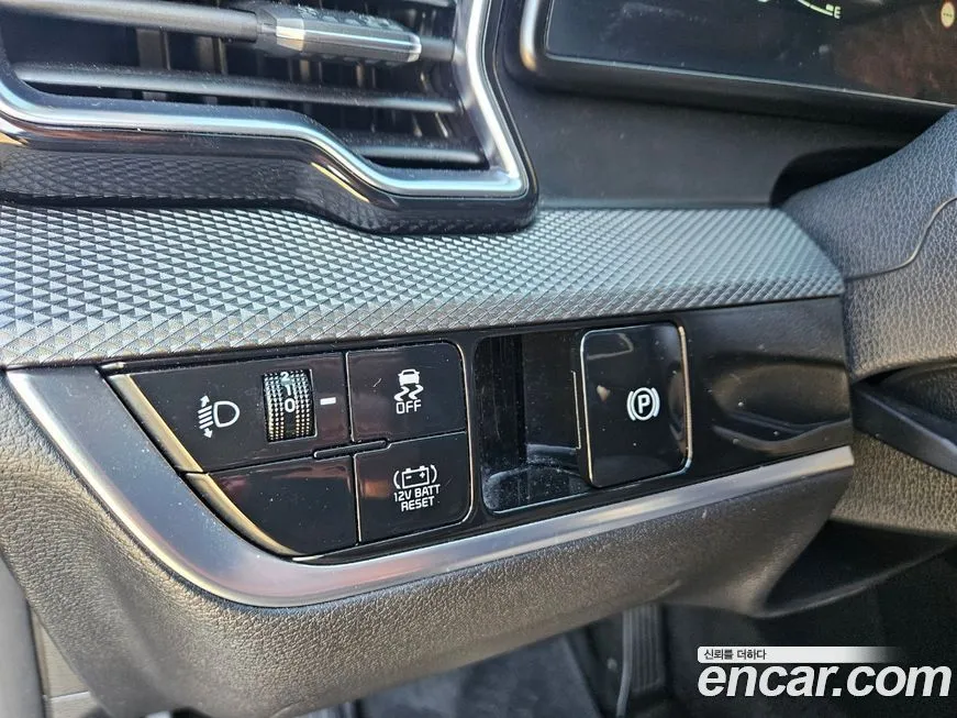 Kia Sportage — фото 10
