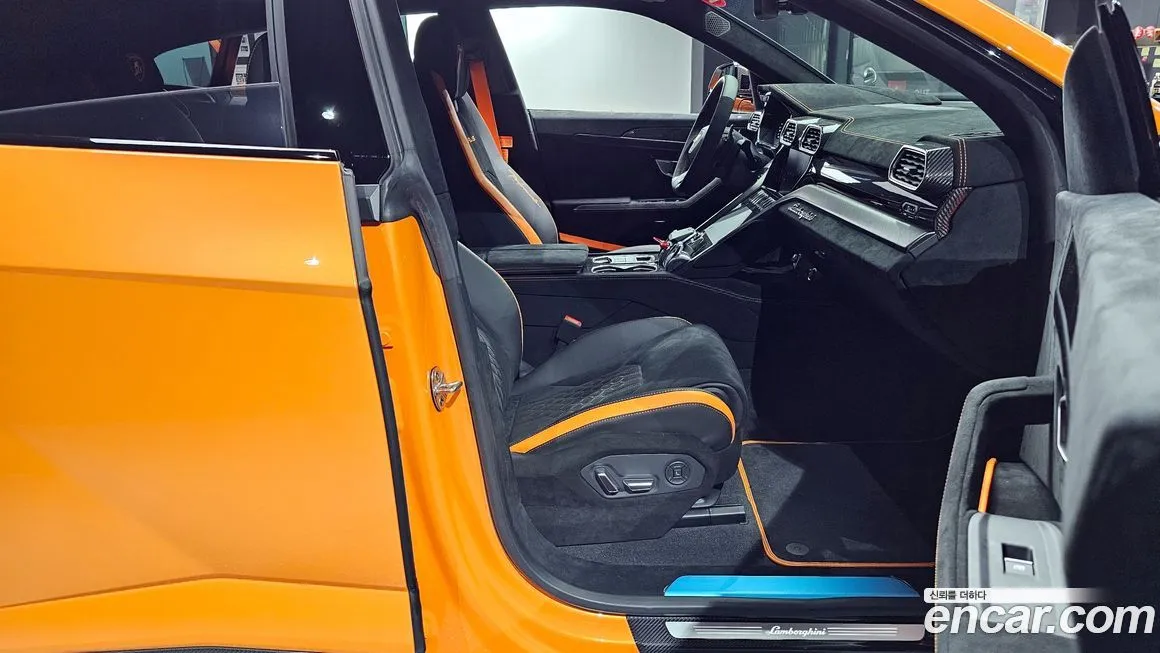 Lamborghini Urus — фото 10