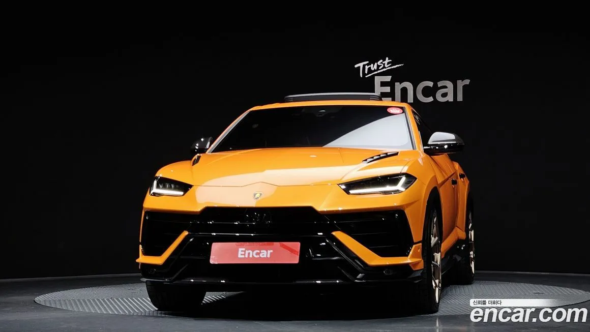 Lamborghini Urus — фото 3