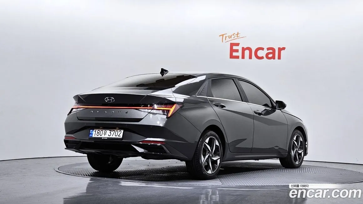 Hyundai AVANTE — фото 2