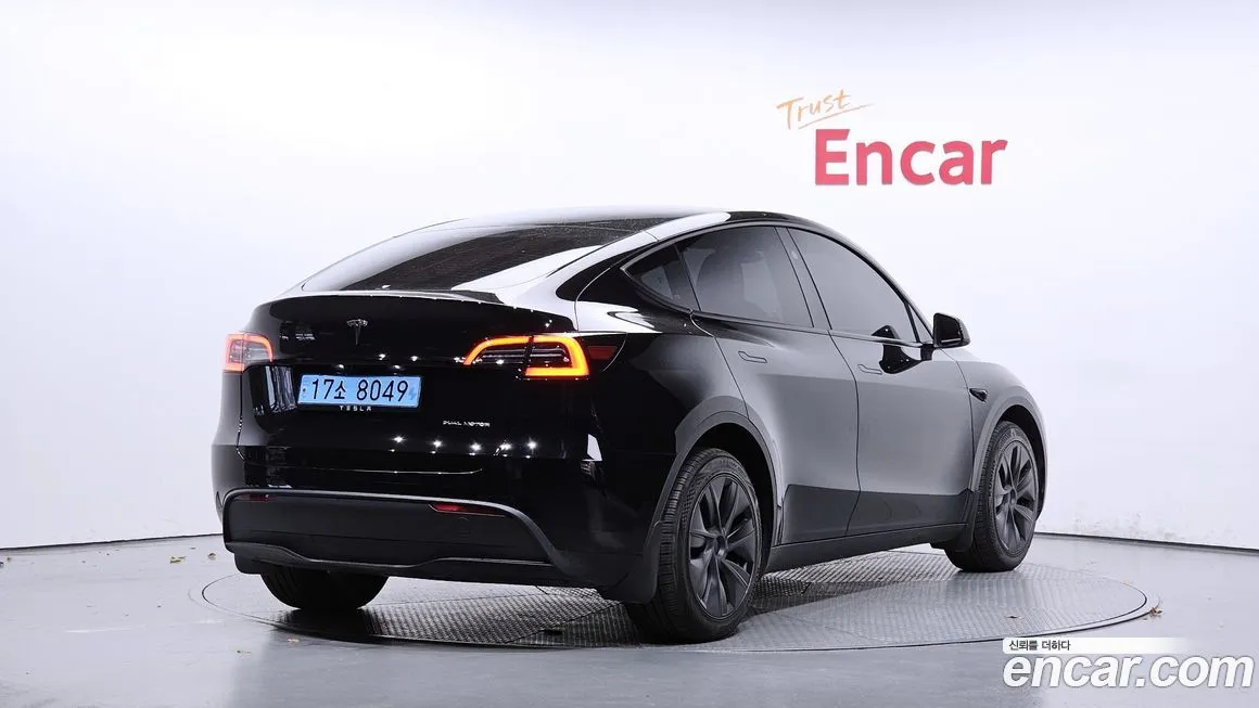 Tesla Model Y 2024 из KR, фото 2