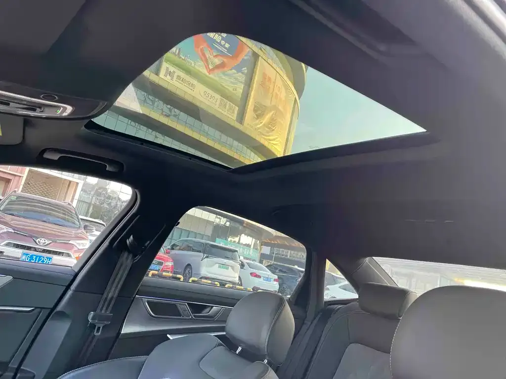 Audi A6L 2023 из CN, фото 8