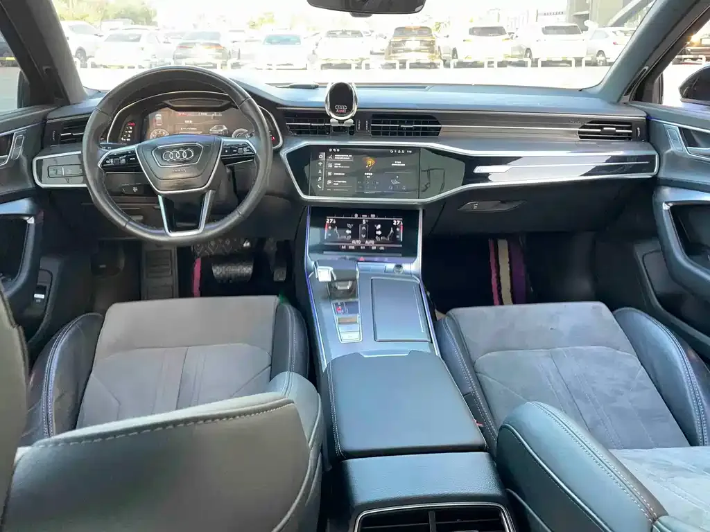 Audi A6L 2023 из CN, фото 9