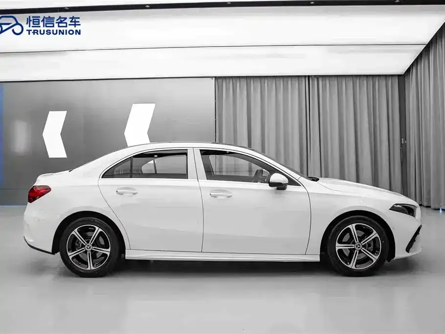 Mercedes-Benz A-Class 2024 из CN, фото 4