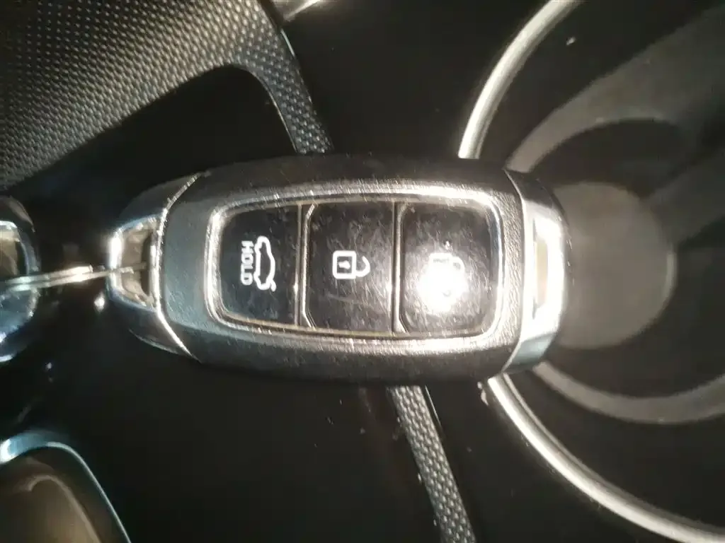 Hyundai Elantra 2021 из CN, фото 9
