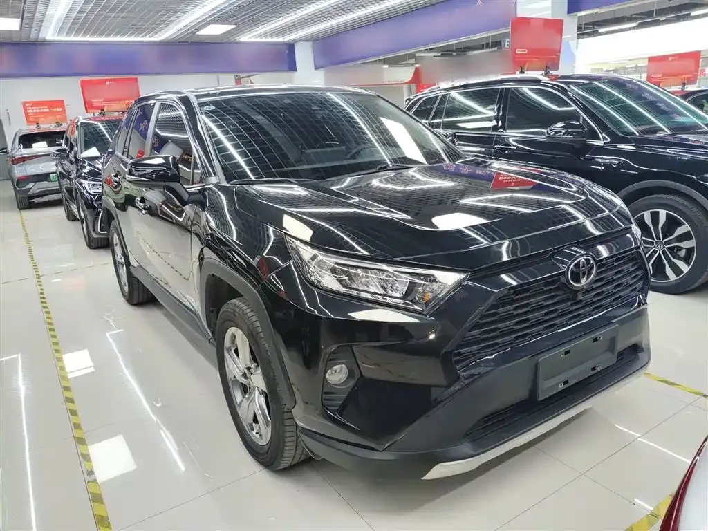 Toyota RAV4 2022 из CN, фото 4
