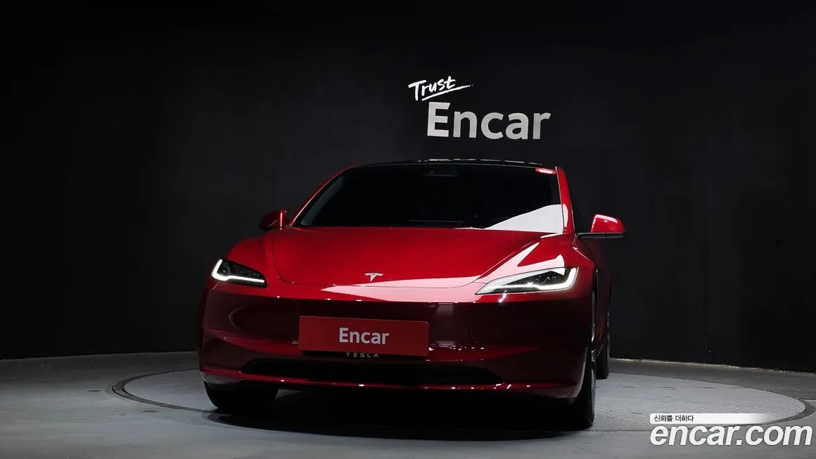 Tesla Model 3 — фото 3