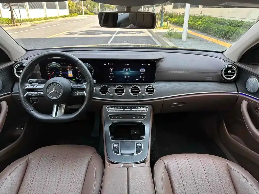 Mercedes-Benz E-Class New Energy — фото 4