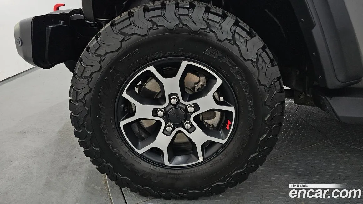 Jeep Wrangler — фото 5