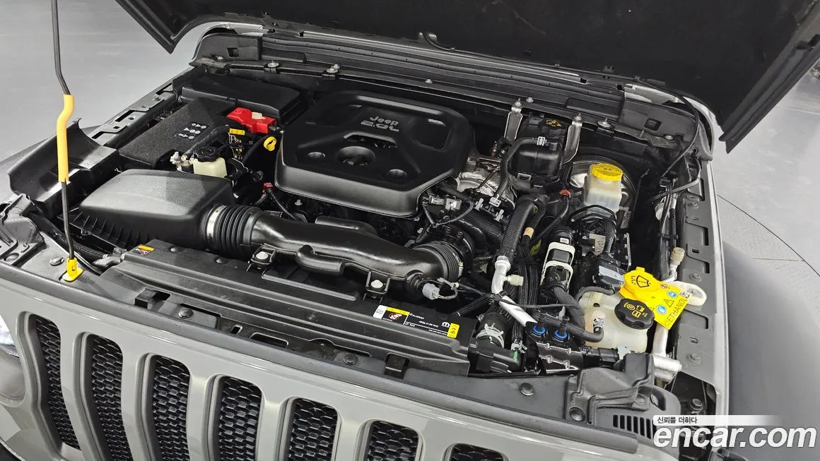 Jeep Wrangler — фото 6