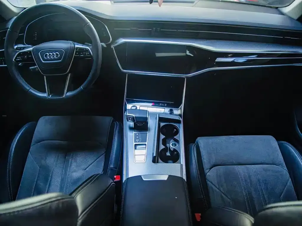 Audi A6L 2023 из CN, фото 7