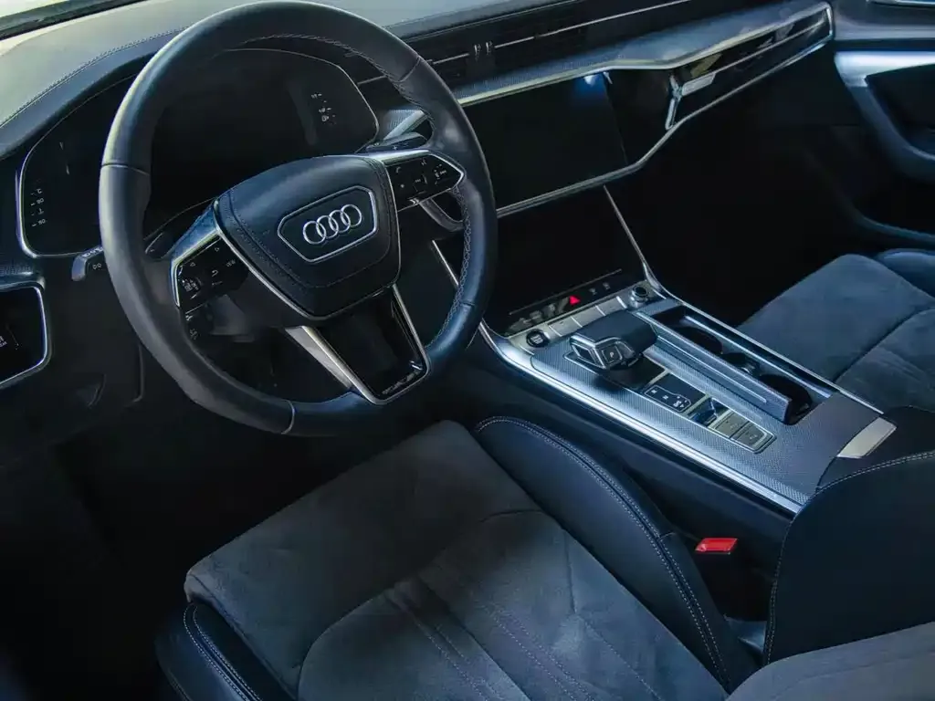 Audi A6L 2023 из CN, фото 8