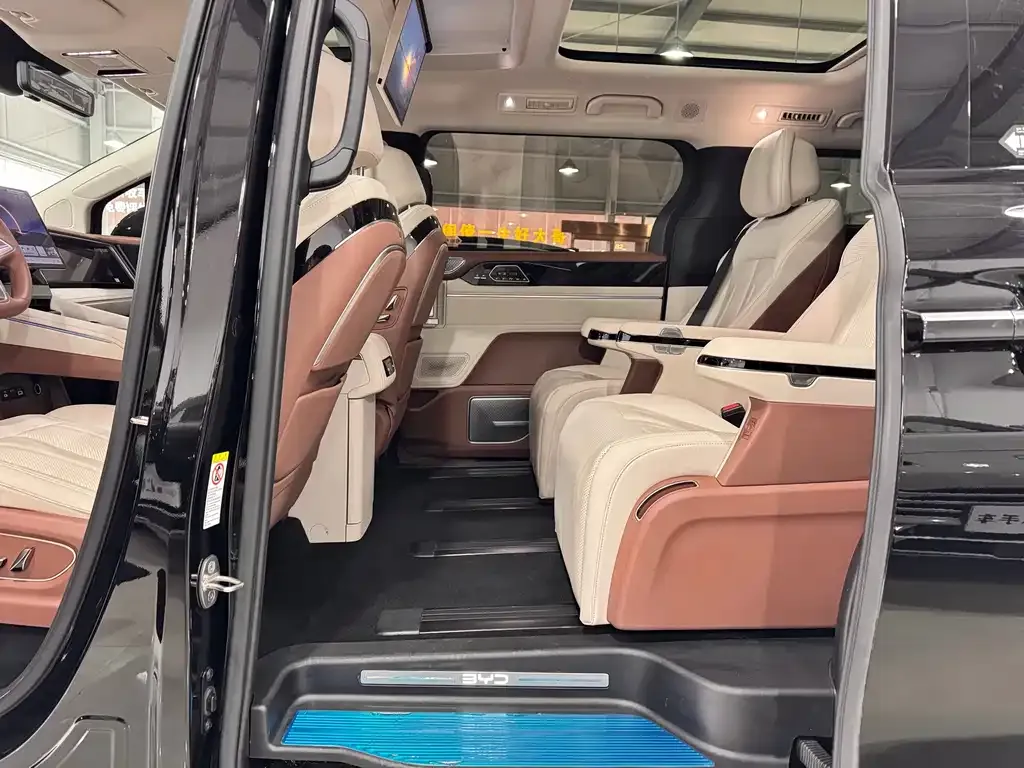 BYD Xia 2025 из CN, фото 8