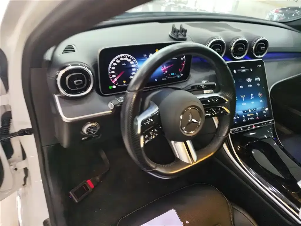 Mercedes-Benz C-Class — фото 10