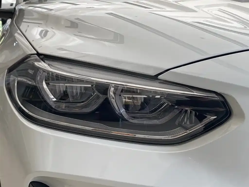 BMW 1 Series 2023 из CN, фото 8