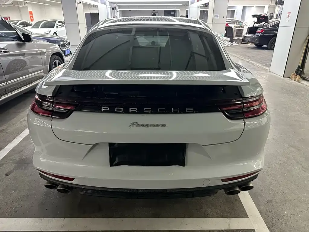 Porsche Panamera 2021 из CN, фото 9