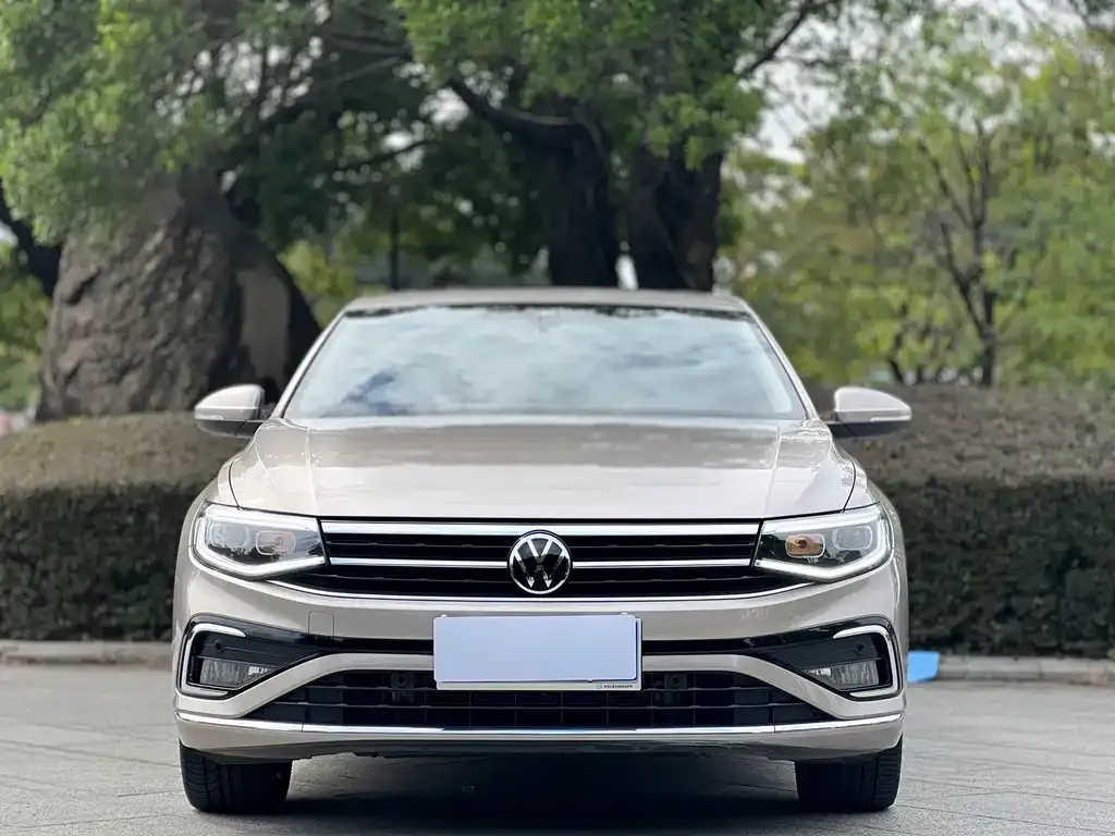 Volkswagen Bora 2023 из CN, фото 2